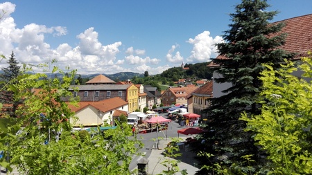 Mesečni sejem v Mokronogu vsako tretjo soboto