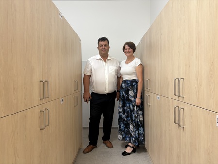 Nove garderobe v OŠ Mokronog