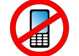 Uporaba mobilnih telefonov med vožnjo je nevarna  -  poostren nadzor medobčinskega redarstva 