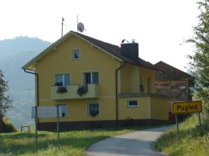 Pugled pri Mokronogu