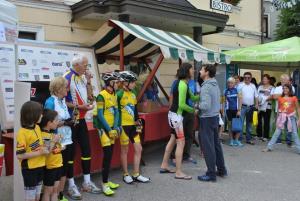 Pestra in bogata 26. Kresna noč