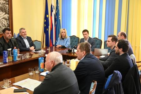 srecanje_zupanov__3_