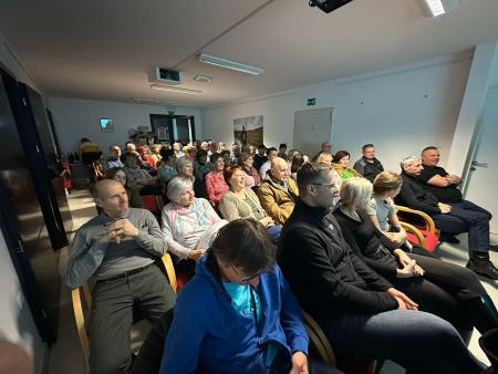 3ffad78d-e28b-48f9-a76d-3e3b273c0b68