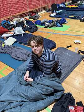 IMG-04b4ead18739b5bda191d02439be2a98-V