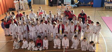 IMG-d1d3b3c29194d3150193c6210d16c8dc-V